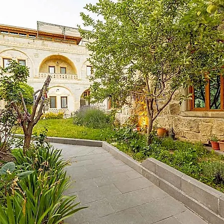 Walnut House Hotel