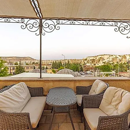 Hotel Walnut House 4*